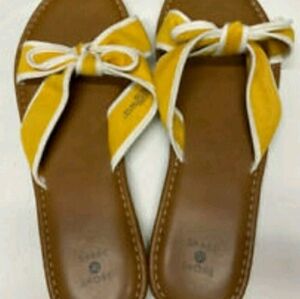 Shade & Shore Lorelei Crossband Bow Retro Yellow Bow Sandals NWT